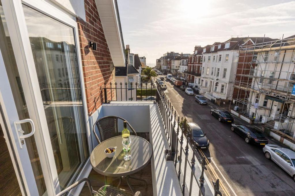 Appartamento Sea Breeze - Coast Bournemouth Esterno foto